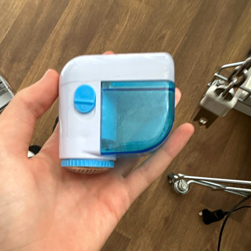 Handheld fabric shaver lint - fabric,